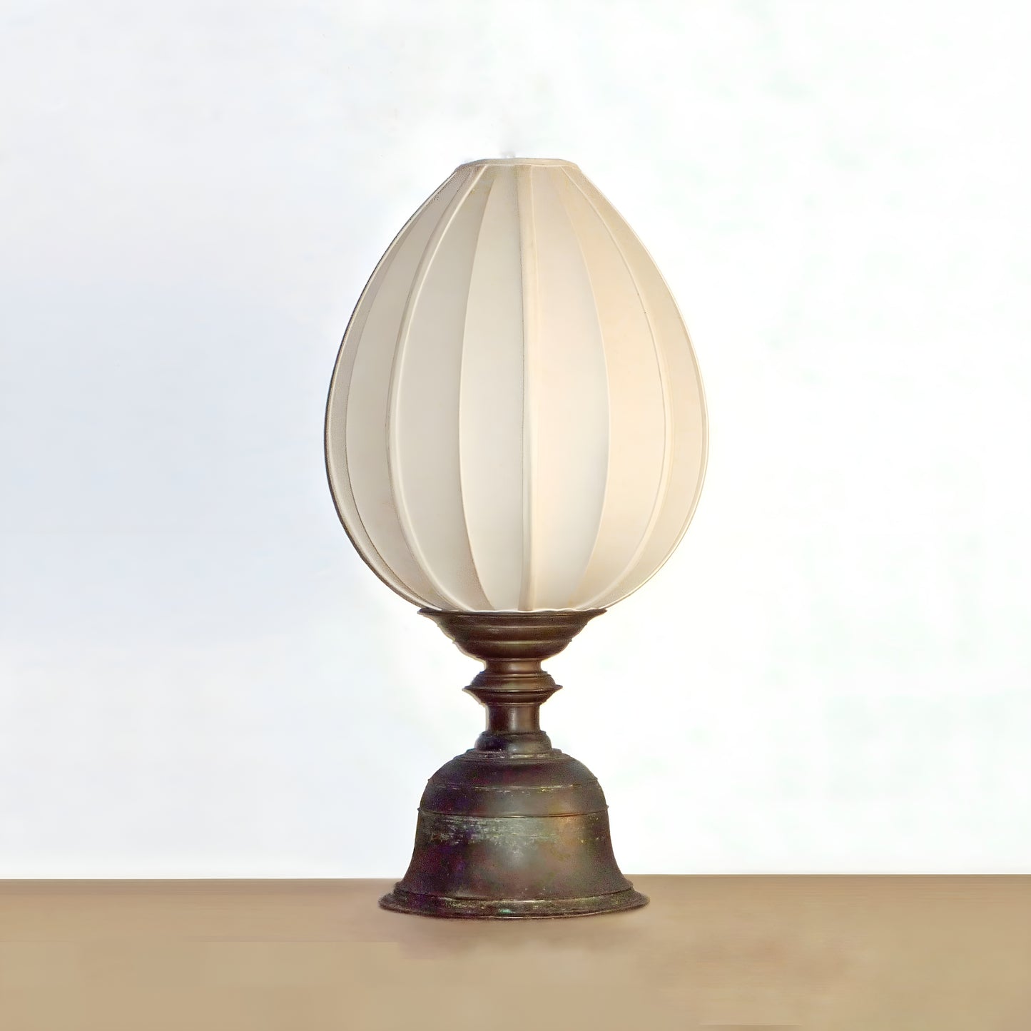 Galle Round Lotus Lamp